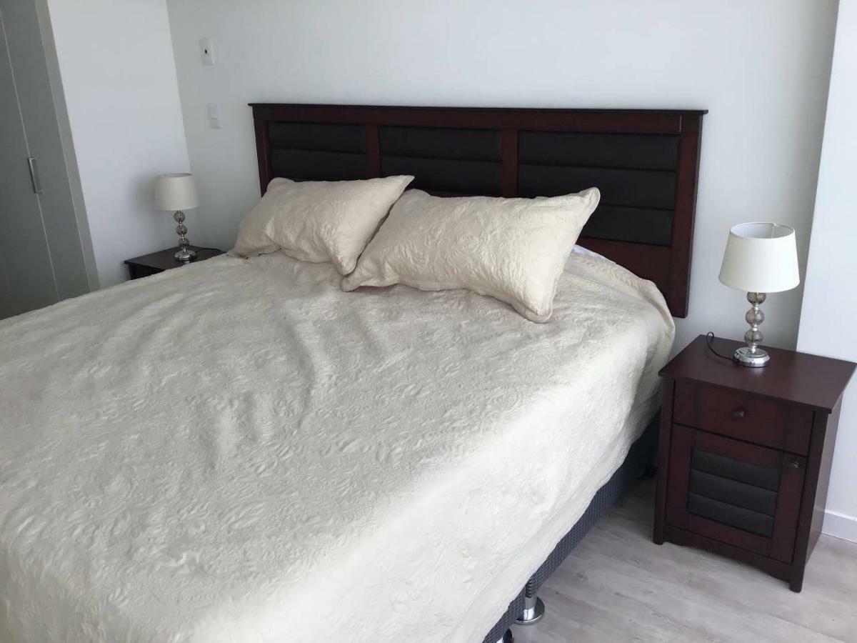 Moderno Departamento Miraflorino Con Aire Acondicionado Apartment Lima Ngoại thất bức ảnh
